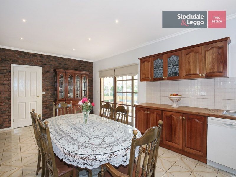 42 Glencairn Drive, Greenvale VIC 3059