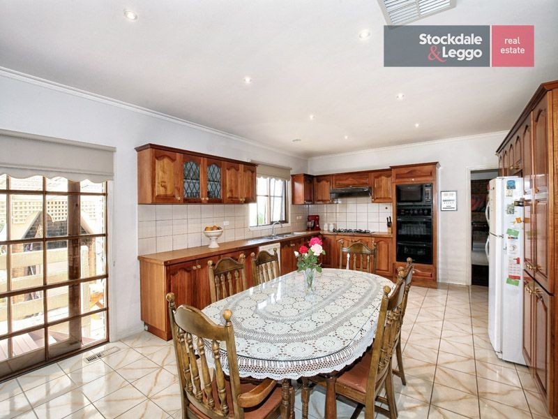 42 Glencairn Drive, Greenvale VIC 3059