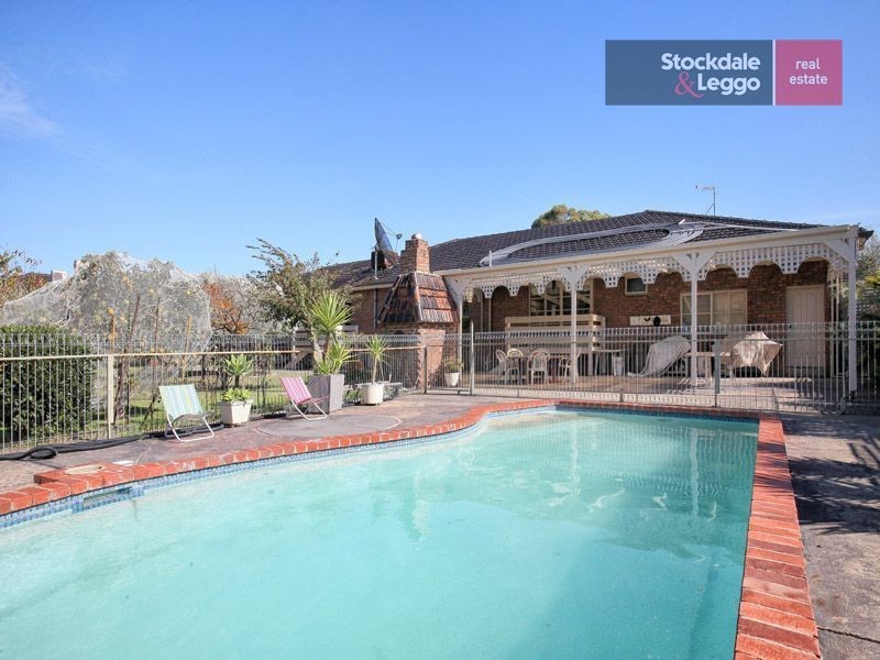 42 Glencairn Drive, Greenvale VIC 3059