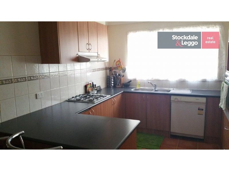 116 Hanson Rd, Craigieburn VIC 3064