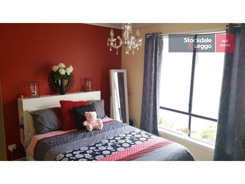 116 Hanson Rd, Craigieburn VIC 3064