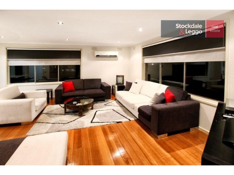 5 Milton Place, Gladstone Park VIC 3043