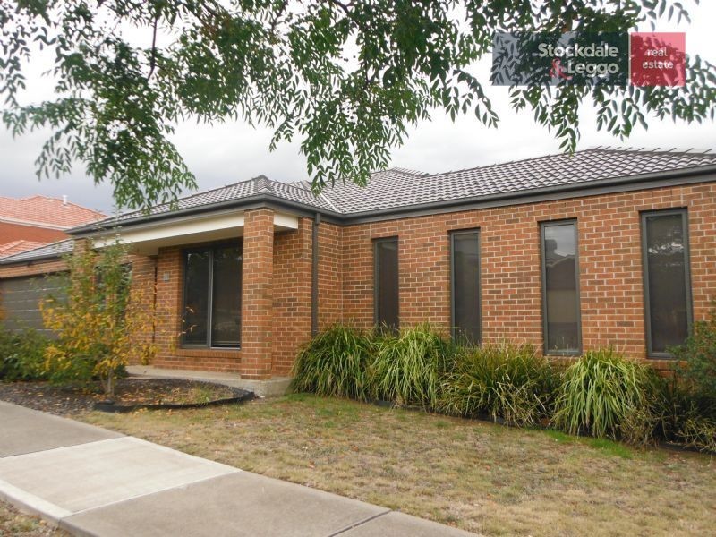29 Grange Rise, Craigieburn VIC 3064