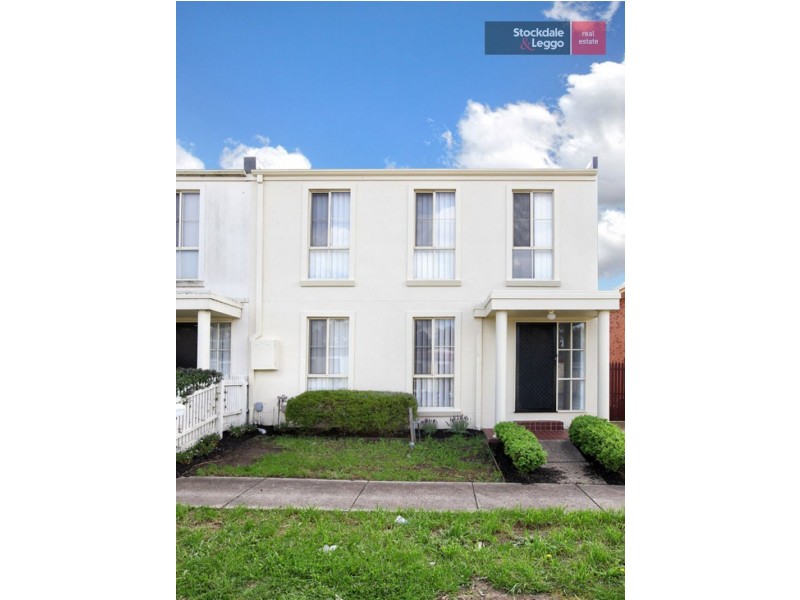 4 Corona Place, Roxburgh Park VIC 3064