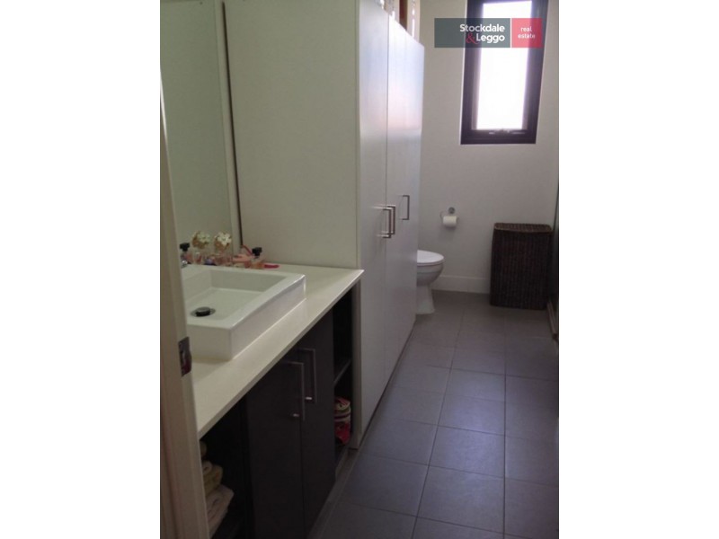 206/82 Epping Road, Epping VIC 3076