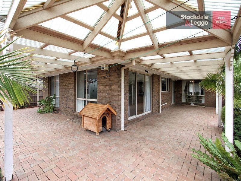 10 Glasson Court, Greenvale VIC 3059