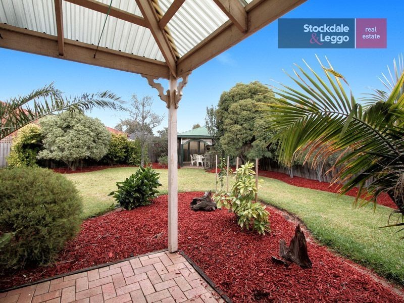 10 Glasson Court, Greenvale VIC 3059
