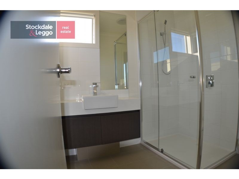 23 Cavalier Drive, Craigieburn VIC 3064