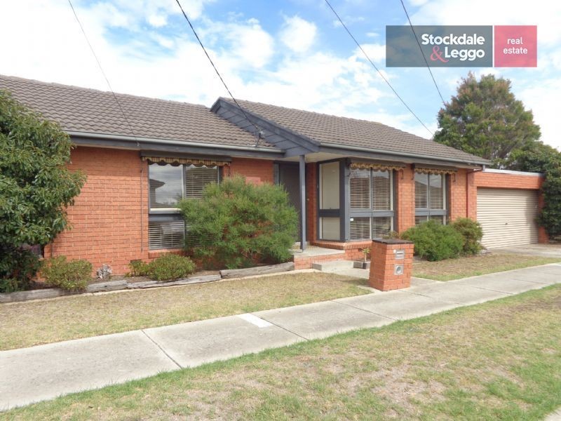 1 Tecoma Court, Gladstone Park VIC 3043