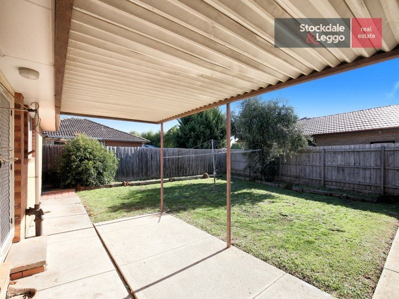 115 South Circular Road, Gladstone Park VIC 3043