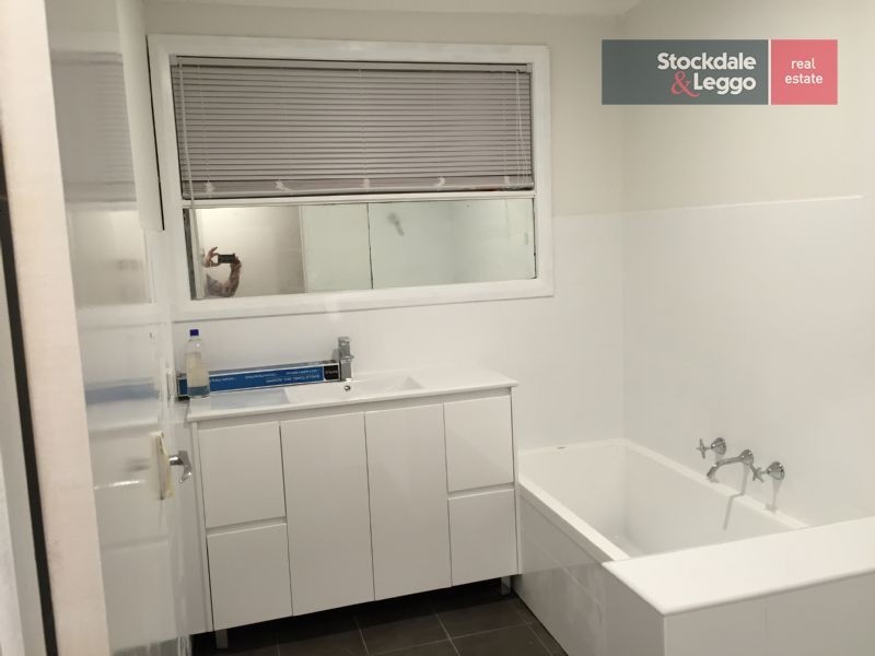 24a  Henderson St, Tullamarine VIC 3043