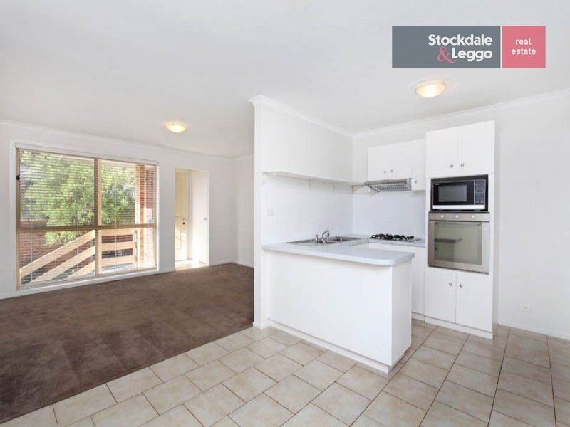 2/27 Turner Street, Westmeadows VIC 3049