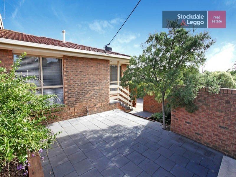 2/27 Turner Street, Westmeadows VIC 3049