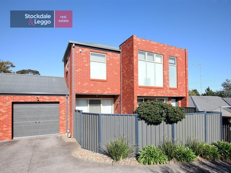 2/52 Pascoe Street, Westmeadows VIC 3049