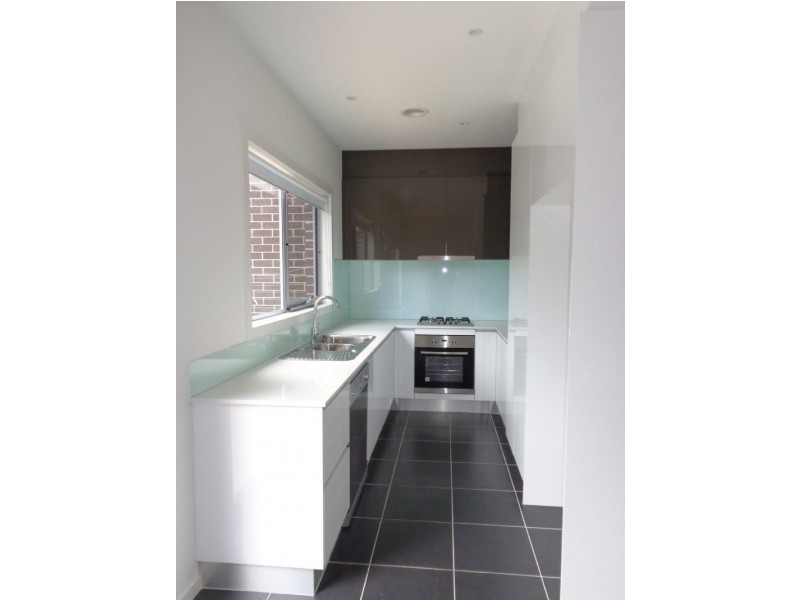 2/35 Pascoe Street, Westmeadows VIC 3049