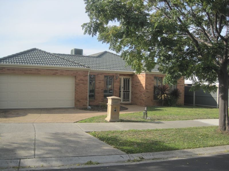 12 Mount Piper Rise, Craigieburn VIC 3064