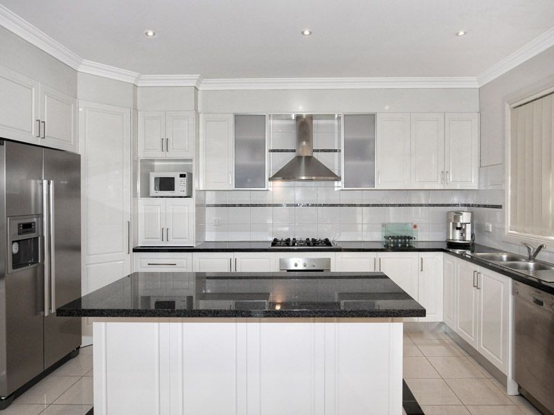 39 Dunfermline Avenue, Greenvale VIC 3059