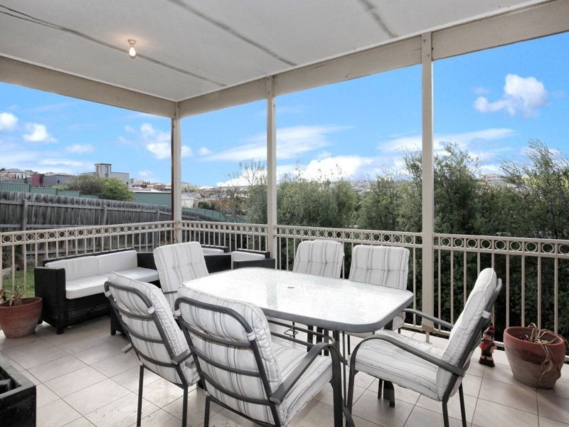 39 Dunfermline Avenue, Greenvale VIC 3059