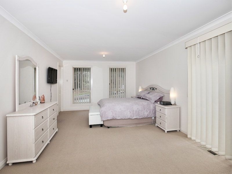 39 Dunfermline Avenue, Greenvale VIC 3059