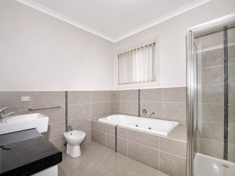 39 Dunfermline Avenue, Greenvale VIC 3059