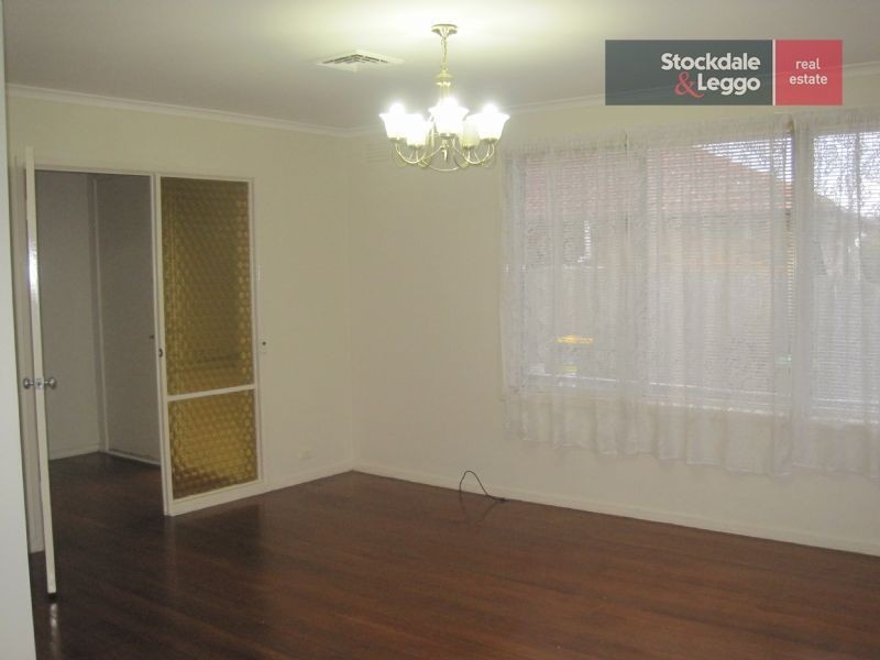 14 Hall Road, Gladstone Park VIC 3043