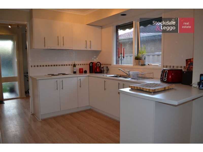 12 Rossdale Street, Craigieburn VIC 3064