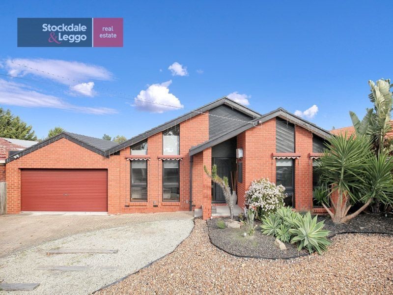 14 Rudstone Bend, Greenvale VIC 3059