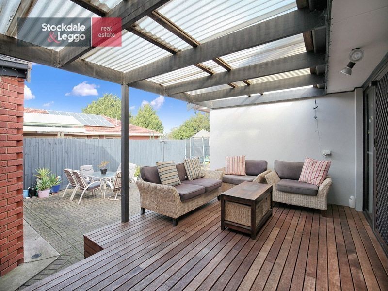 14 Rudstone Bend, Greenvale VIC 3059