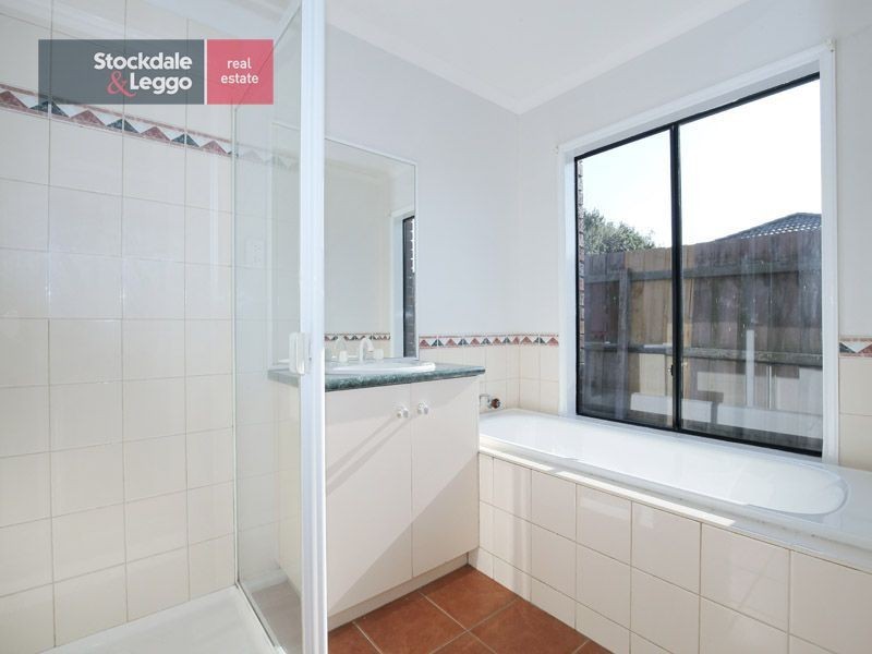 20 Bristol Mews, Craigieburn VIC 3064