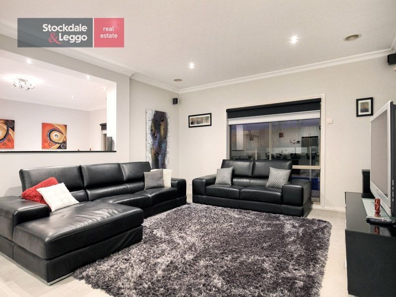 22 Trumpington Terrace, Attwood VIC 3049