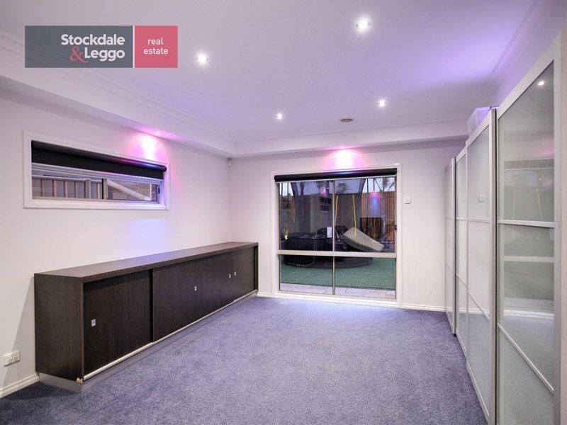 22 Trumpington Terrace, Attwood VIC 3049