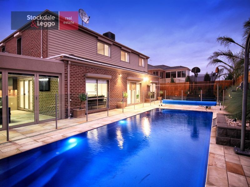 22 Trumpington Terrace, Attwood VIC 3049