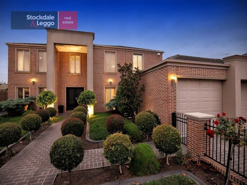 22 Trumpington Terrace, Attwood VIC 3049