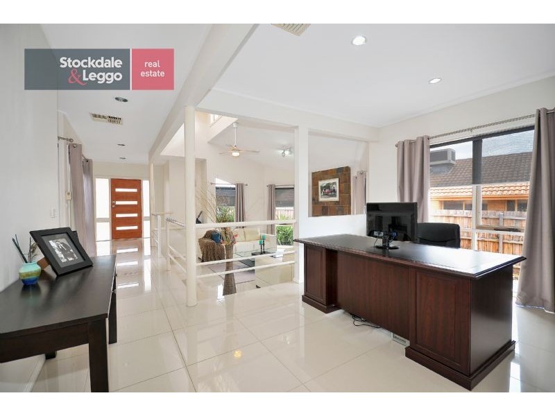 20 Simmington Circuit, Greenvale VIC 3059