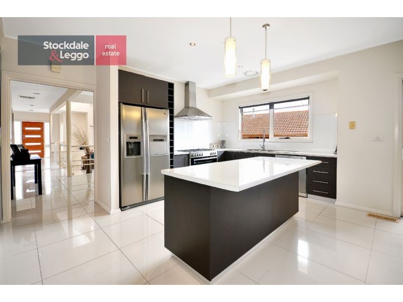 20 Simmington Circuit, Greenvale VIC 3059