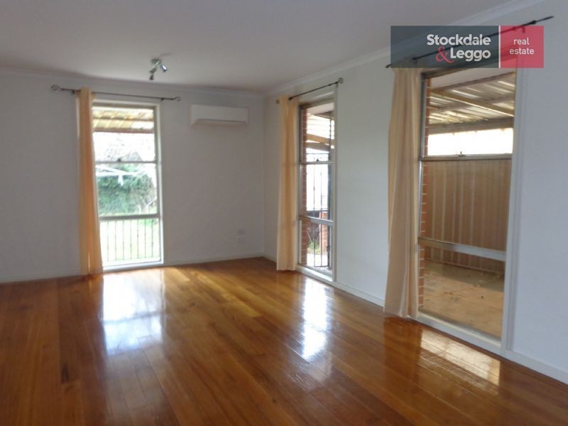 91 Erinbank Crescent, Westmeadows VIC 3049