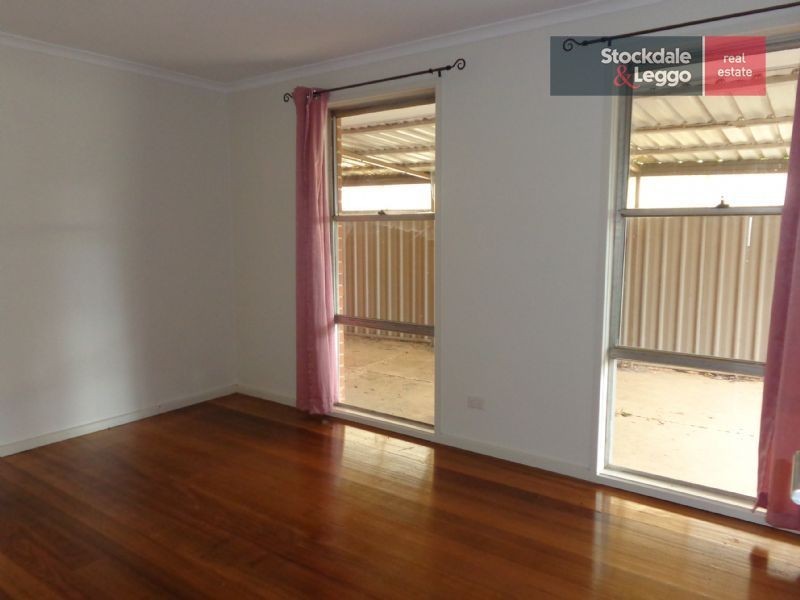 91 Erinbank Crescent, Westmeadows VIC 3049