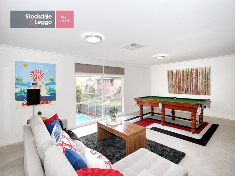 9 Davidson Court, Attwood VIC 3049