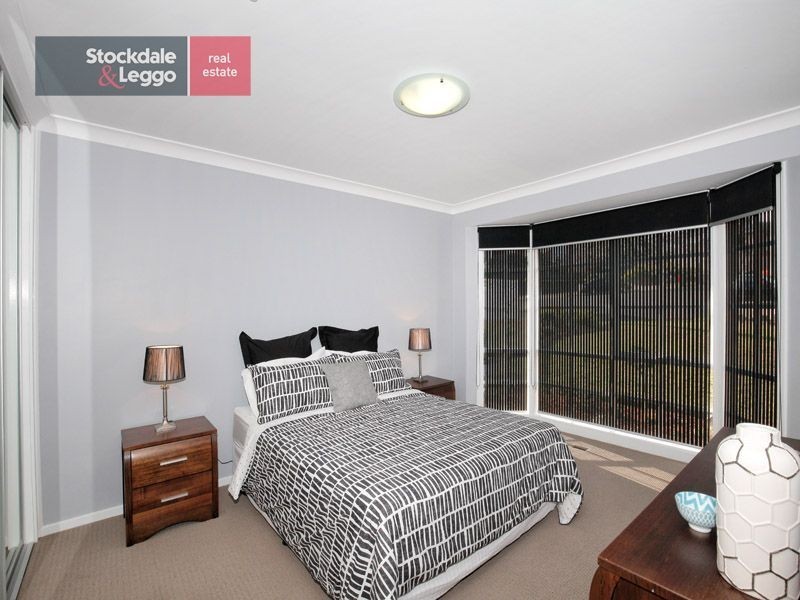 9 Davidson Court, Attwood VIC 3049