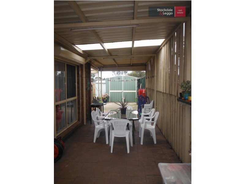 6 Dodd Place, Roxburgh Park VIC 3064