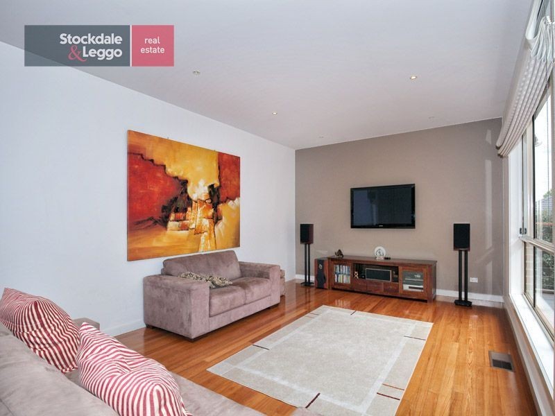 5 Trumpington Terrace, Attwood VIC 3049