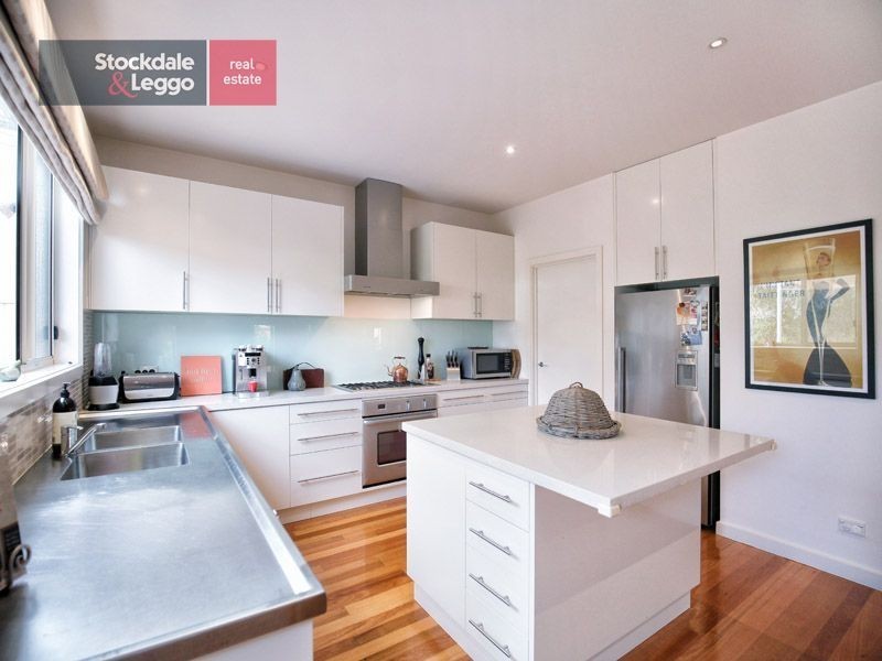 5 Trumpington Terrace, Attwood VIC 3049