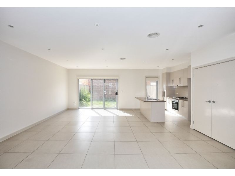 19 Mareborne Street, Epping VIC 3076