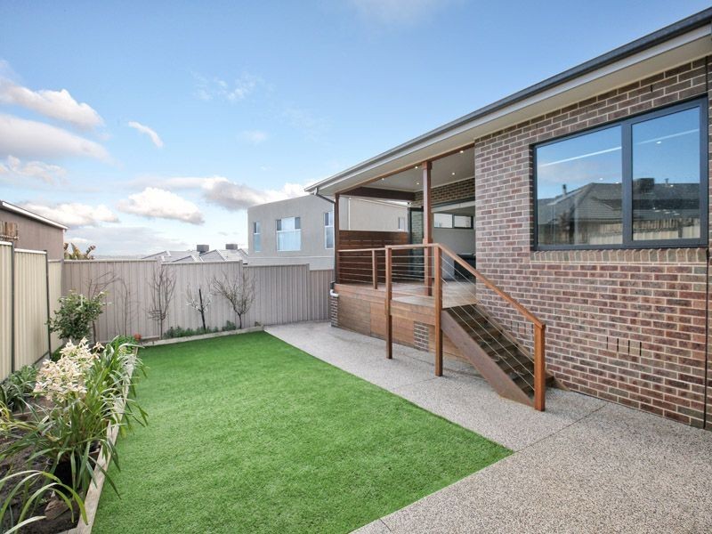 35 Trumpington Terrace, Attwood VIC 3049