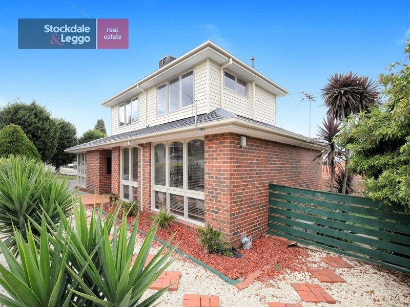 46 North Circular Road, Gladstone Park VIC 3043