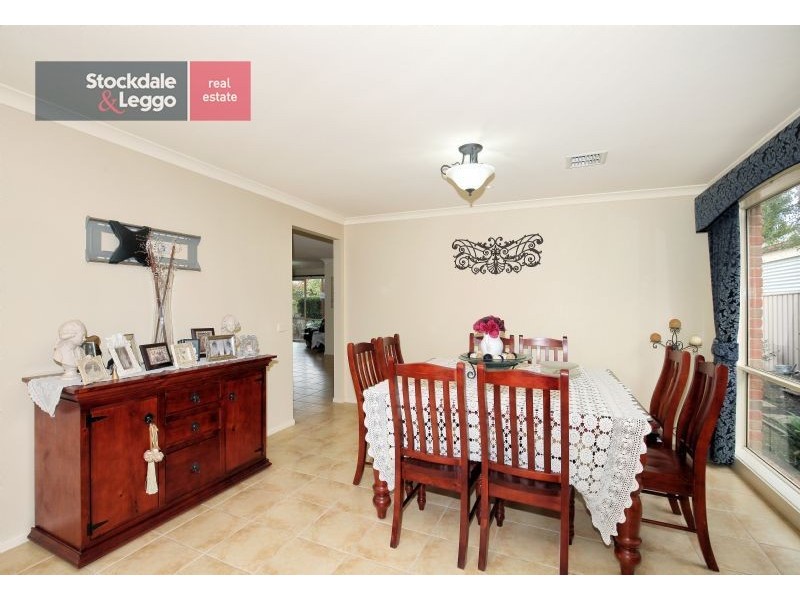 44 Hamilton Hume Parade, Craigieburn VIC 3064