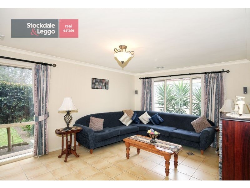 44 Hamilton Hume Parade, Craigieburn VIC 3064