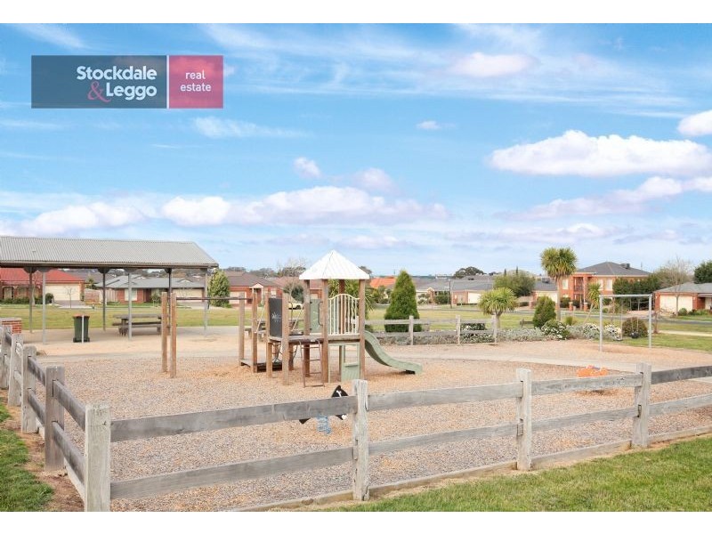 44 Hamilton Hume Parade, Craigieburn VIC 3064