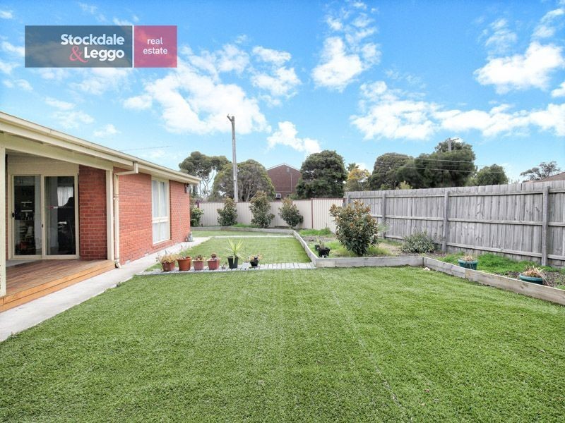 2 Elray Court, Tullamarine VIC 3043