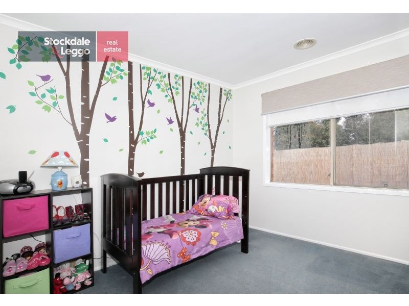 22 Severn Court, Roxburgh Park VIC 3064